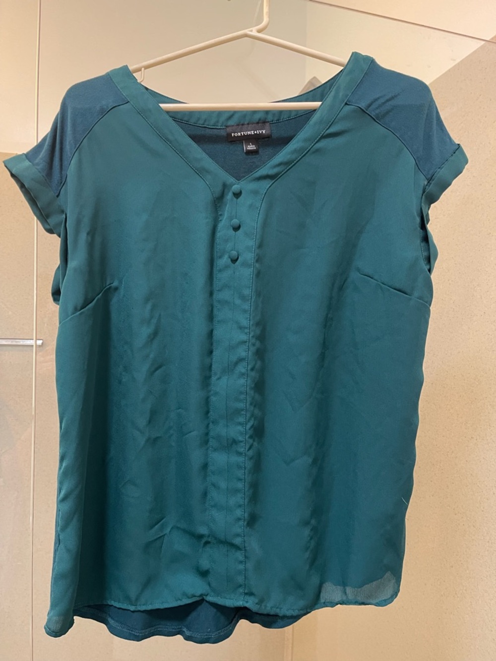 Fortune and Ivy Teal Short-Sleeve V-Neck Button-Front Blouse